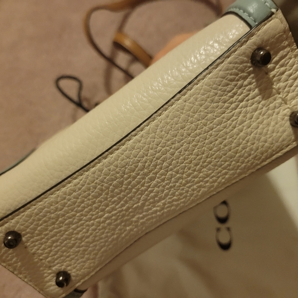 Handbag - Picture 4 of 5